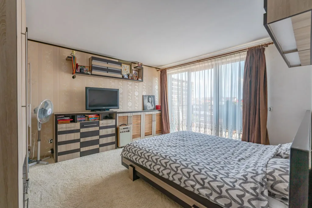 Apartament 2 Camere de Vânzare, Mobilat și Utilat, Sânpetru - pemarket.ro