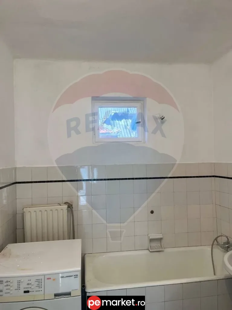 Proprietate de vânzare, Stupini, potențial rezidențial sau comercial - pemarket.ro