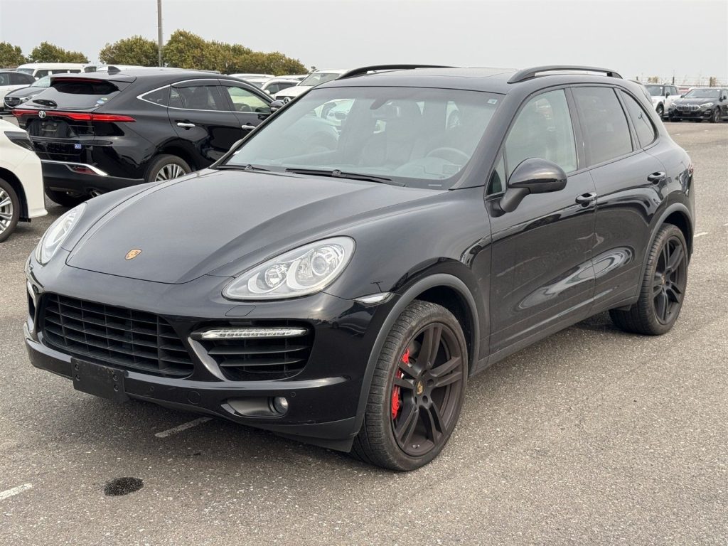 Porsche Cayenne 4.8L Turbo - pemarket.ro