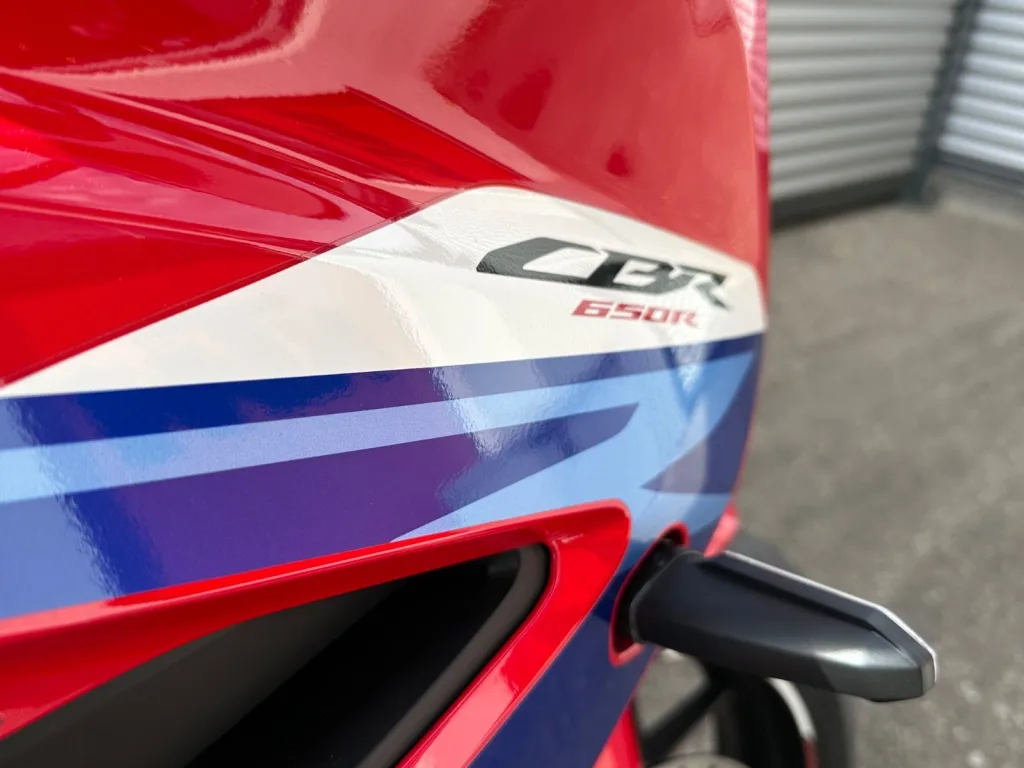 Honda CBR650R - pemarket.ro