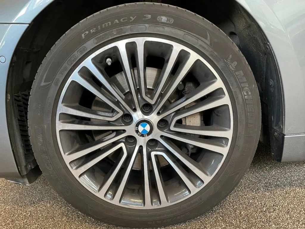 BMW 530 - pemarket.ro