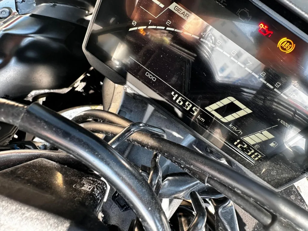 Yamaha R7 - pemarket.ro