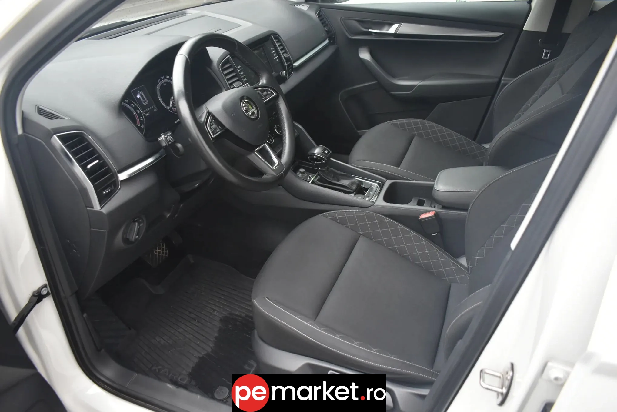 Skoda Karoq 1.6 TDI DSG Ambition - pemarket.ro