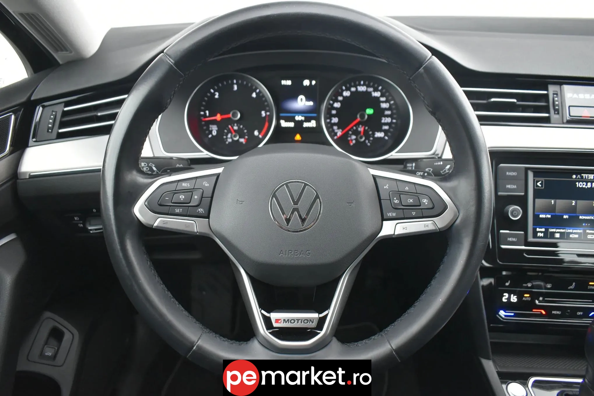 Volkswagen Passat 2.0 TDI DSG 4Motion Highline - pemarket.ro