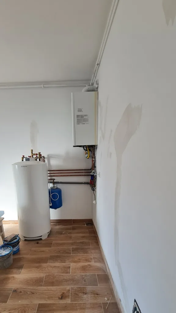 SC VIMAK IMOBILIARE vinde vila Codlea, Brașov - pemarket.ro