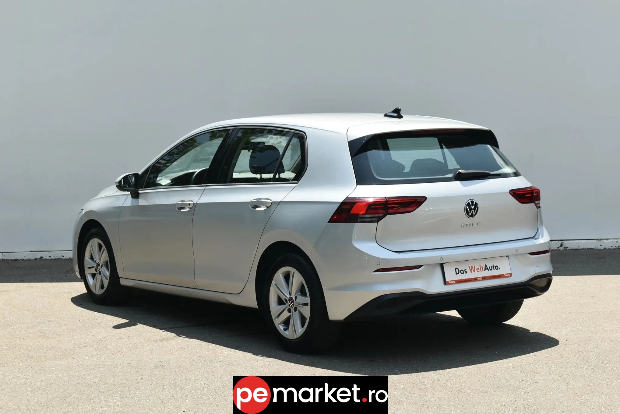 Volkswagen Golf 1.0 TSI Life - pemarket.ro