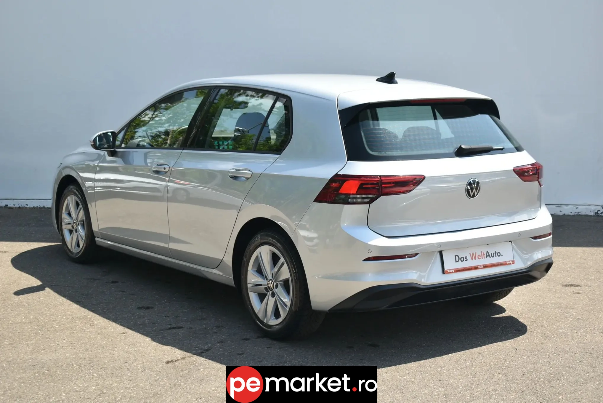 Volkswagen Golf 1.0 eTSI DSG MHEV Life - pemarket.ro