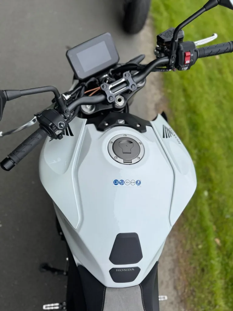 Honda CB 1000 Hornet Style - pemarket.ro