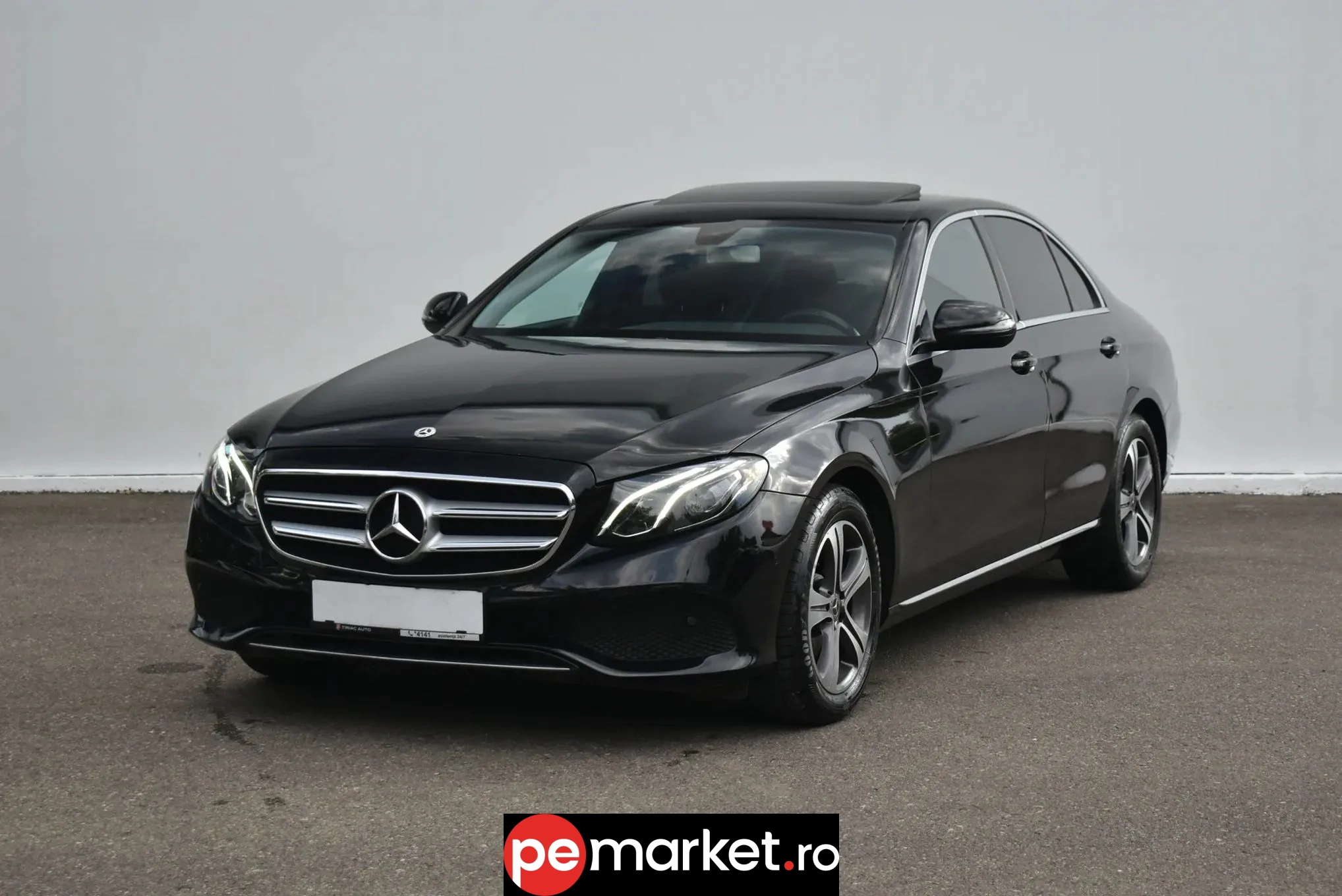 Mercedes-Benz E 200 4MATIC Aut. - pemarket.ro