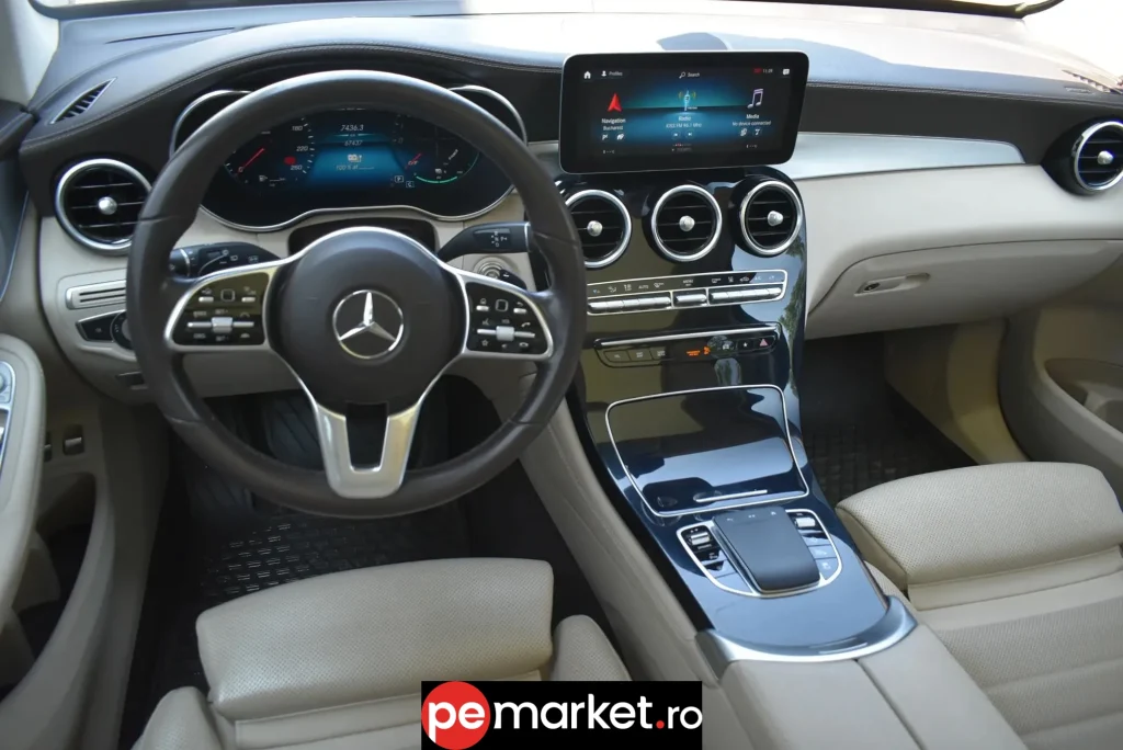 Mercedes-Benz GLC 300 e 4MATIC - pemarket.ro
