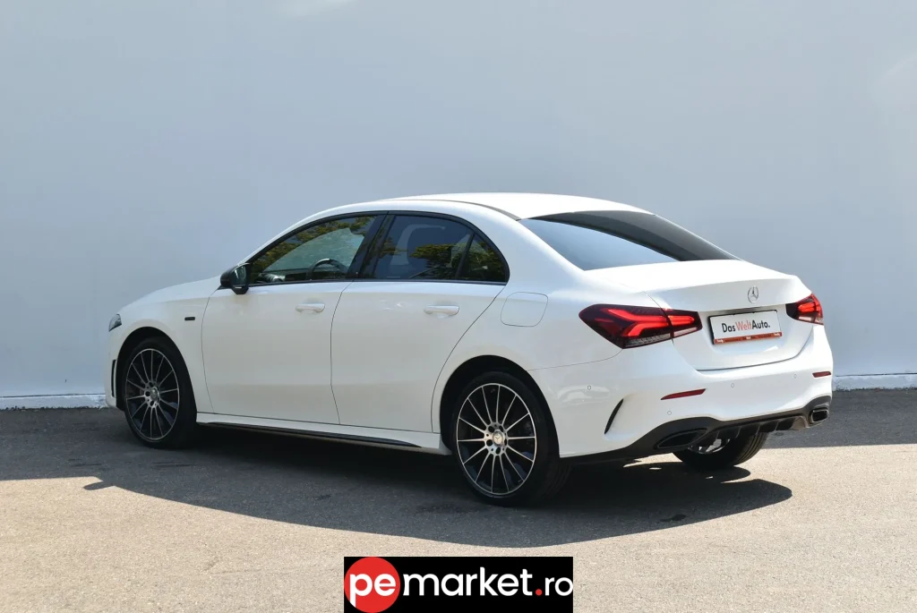 Mercedes-Benz A 250 e 8G-DCT AMG Line - pemarket.ro