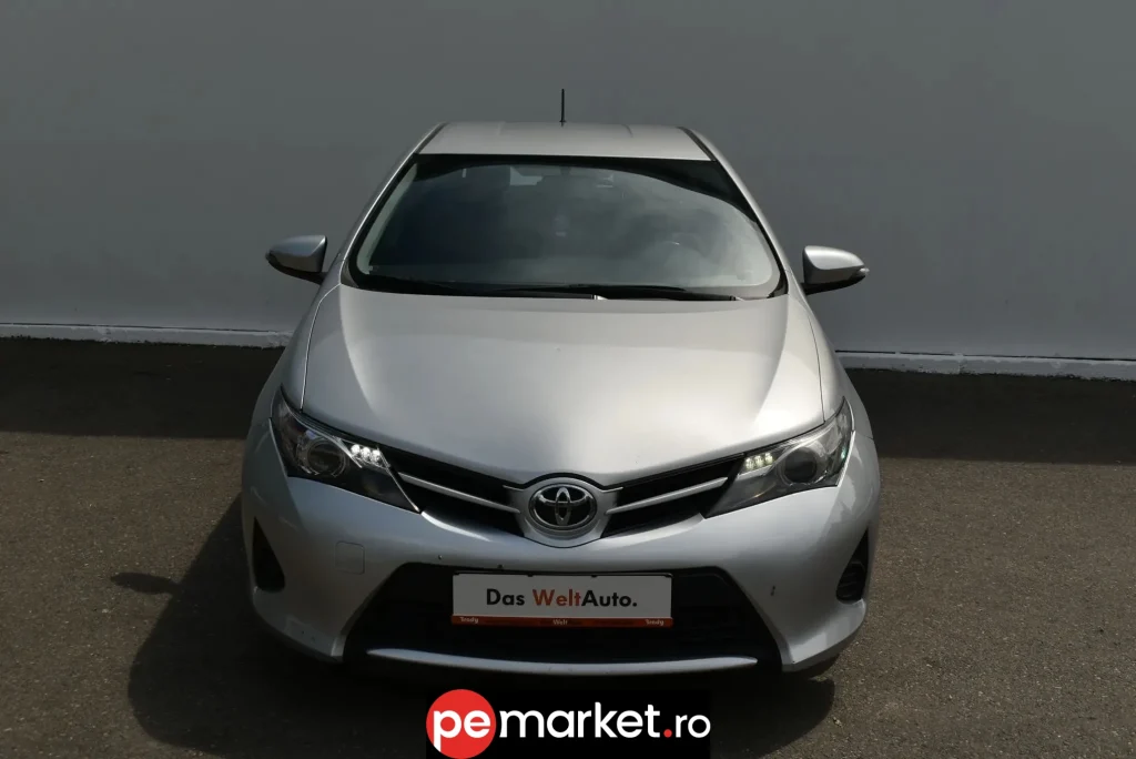 Toyota Auris 1.4 D-4D Terra - pemarket.ro