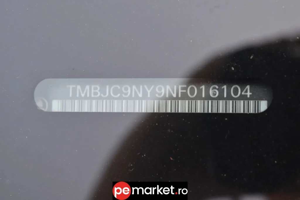 Skoda Enyaq iV Electric 80 - pemarket.ro