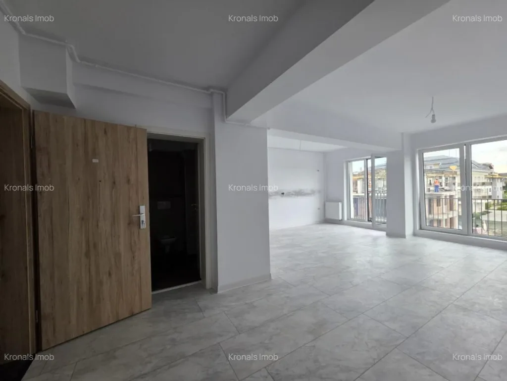 Apartament cu trei camere 77mp, imobil cu trei niveluri, Tractorul - pemarket.ro