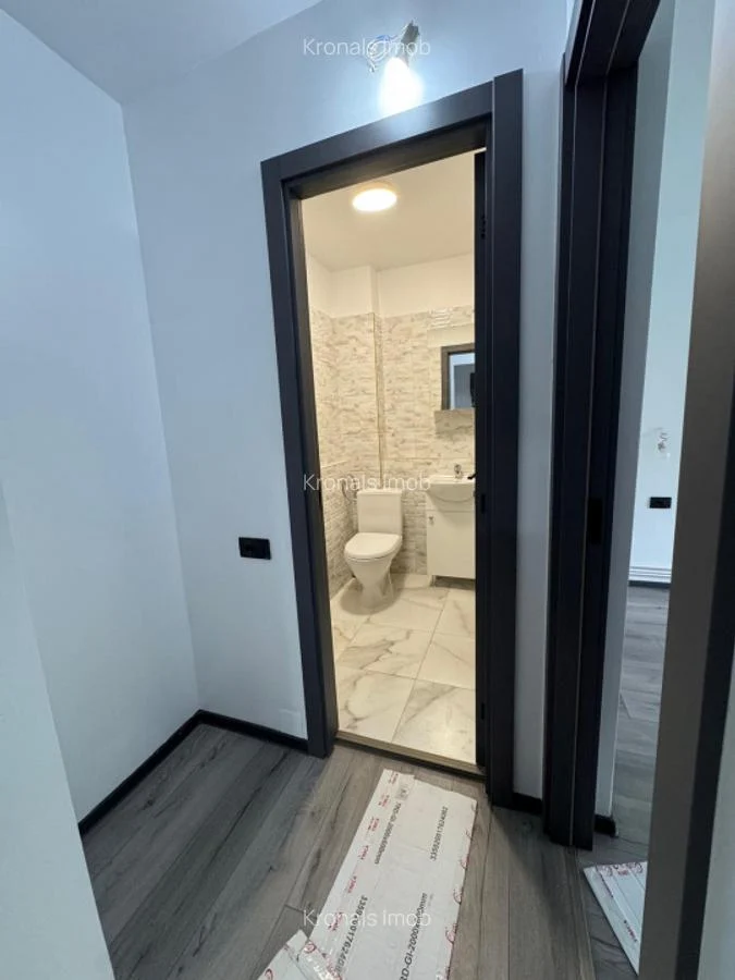 Apartament cu trei camere 100mp, Ghimbav-Brasov - pemarket.ro