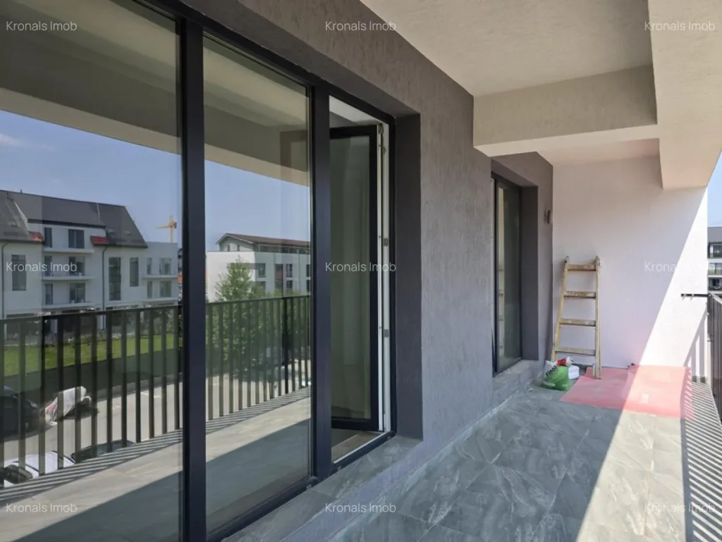 Apartament cu doua camere, terasa 25mp, Tractorul - pemarket.ro