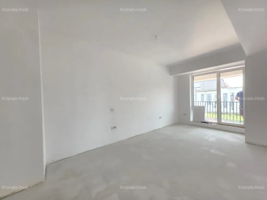 Apartament cu doua camere, terasa 25mp, Tractorul - pemarket.ro