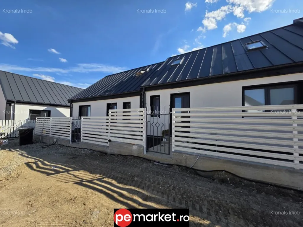 Duplex cu 3 camere, teren 150mp, Codlea - pemarket.ro