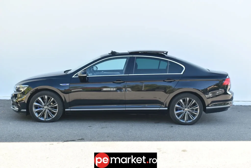 Volkswagen Passat GTE - pemarket.ro