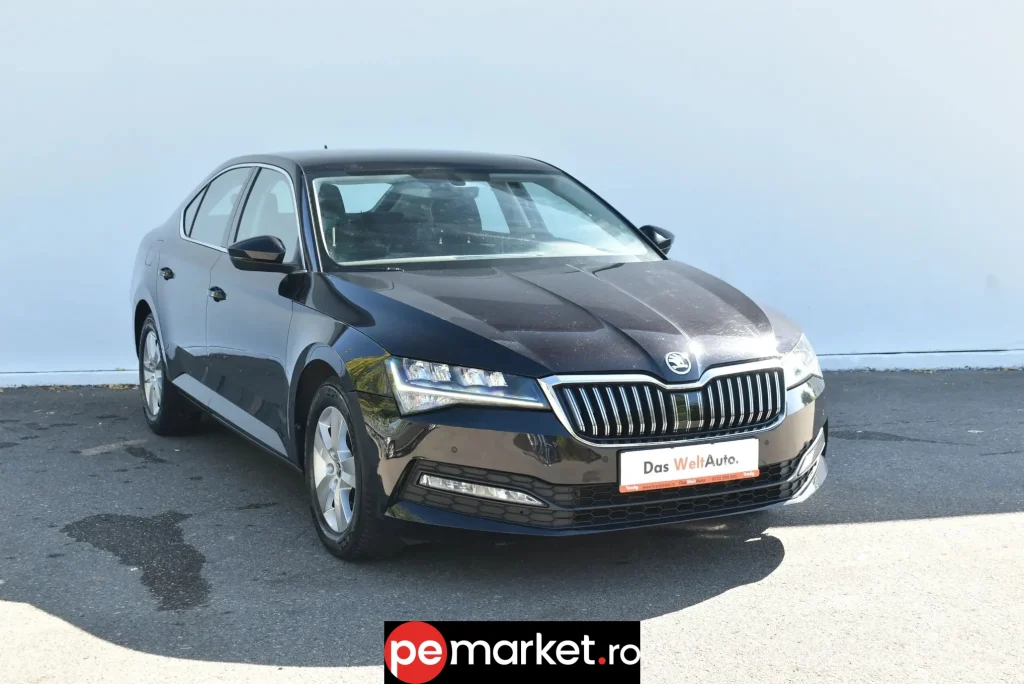 Skoda Superb 2.0 TDI DSG Ambition - pemarket.ro