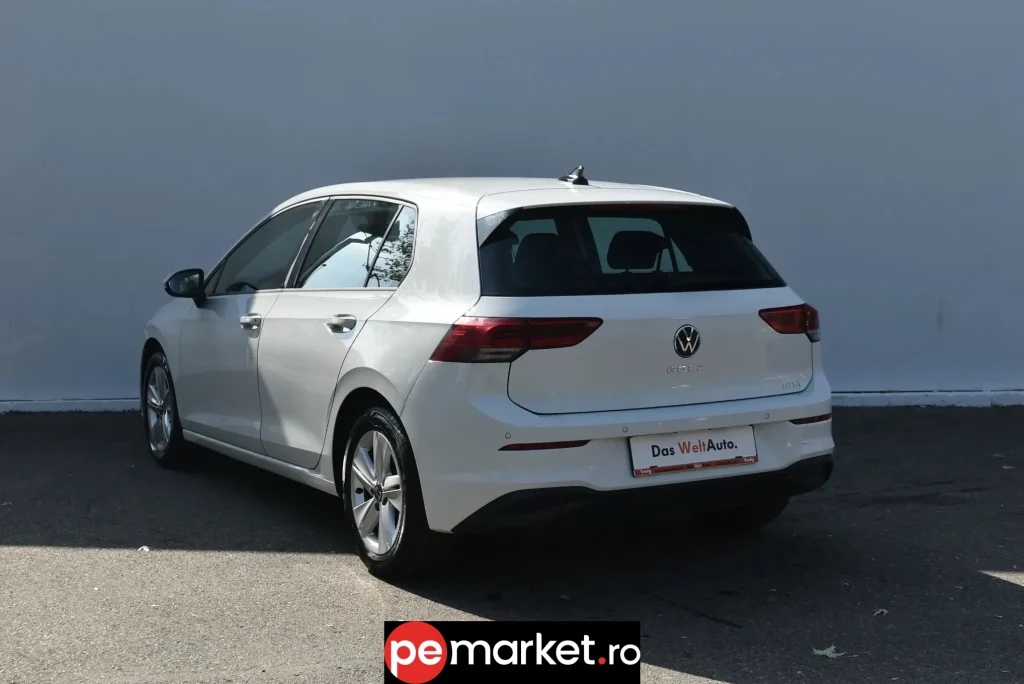 Volkswagen Golf 1.5 eTSI ACT DSG MHEV Life - pemarket.ro