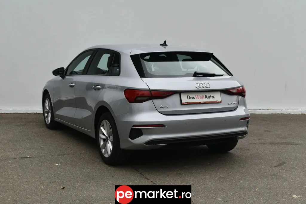 Audi A3 2.0 30 TDI Basic - pemarket.ro
