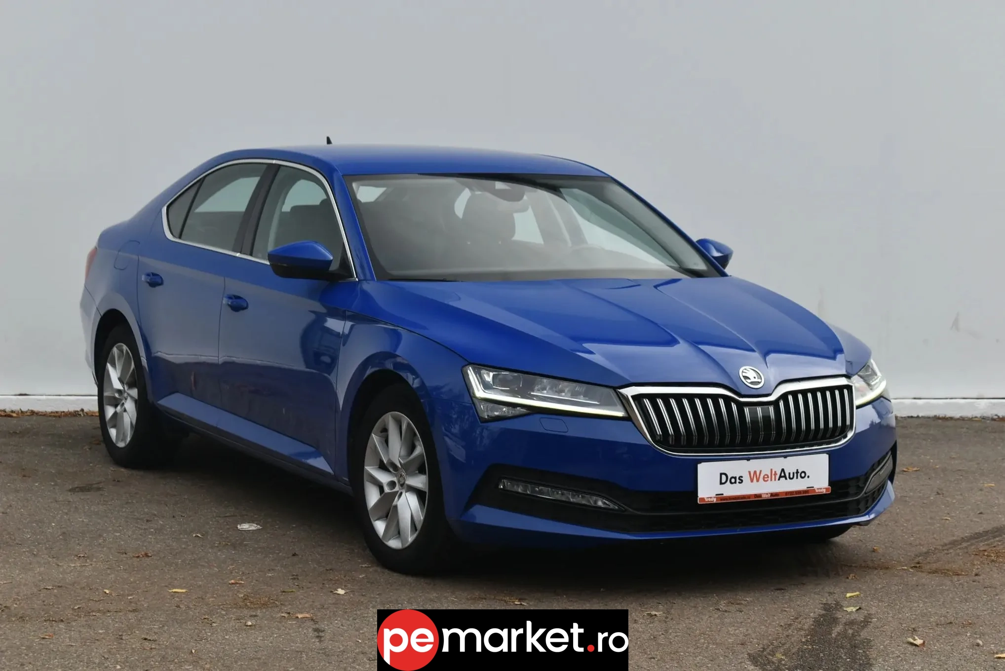Skoda Superb 2.0 TDI DSG Ambition - pemarket.ro