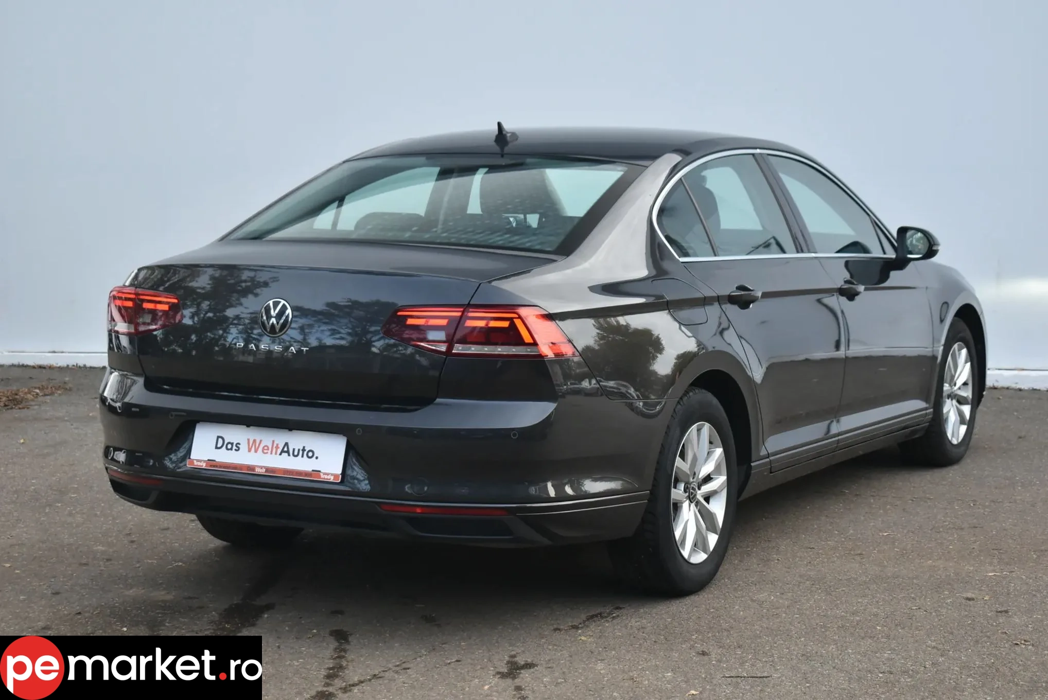 Volkswagen Passat Comfortline - pemarket.ro