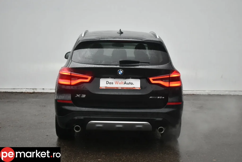 BMW X3 xDrive30e PHEV - pemarket.ro