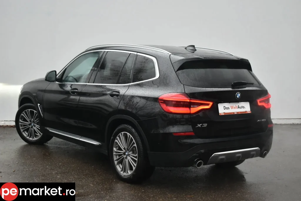 BMW X3 xDrive30e PHEV - pemarket.ro