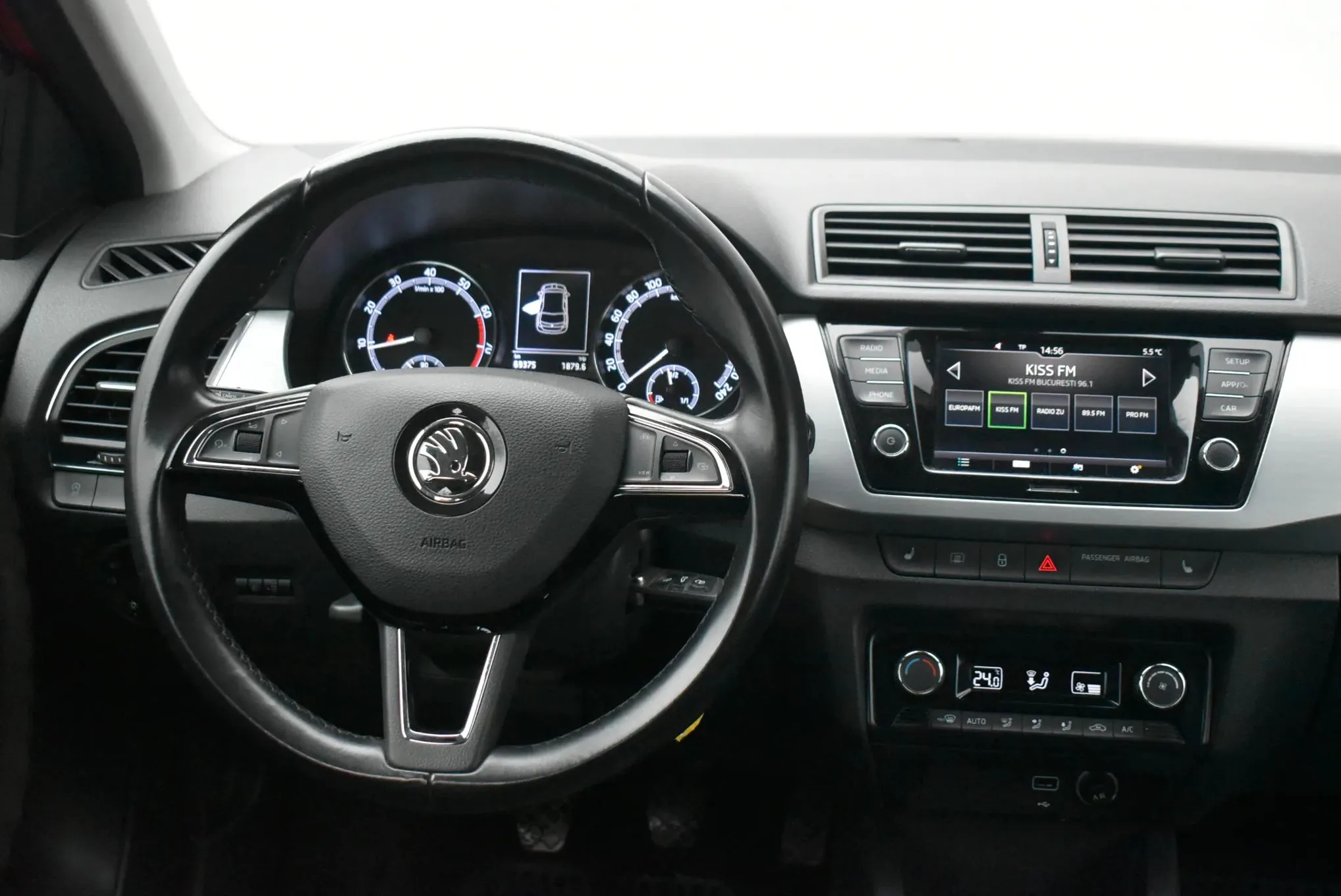 SKODA FABIA - pemarket.ro