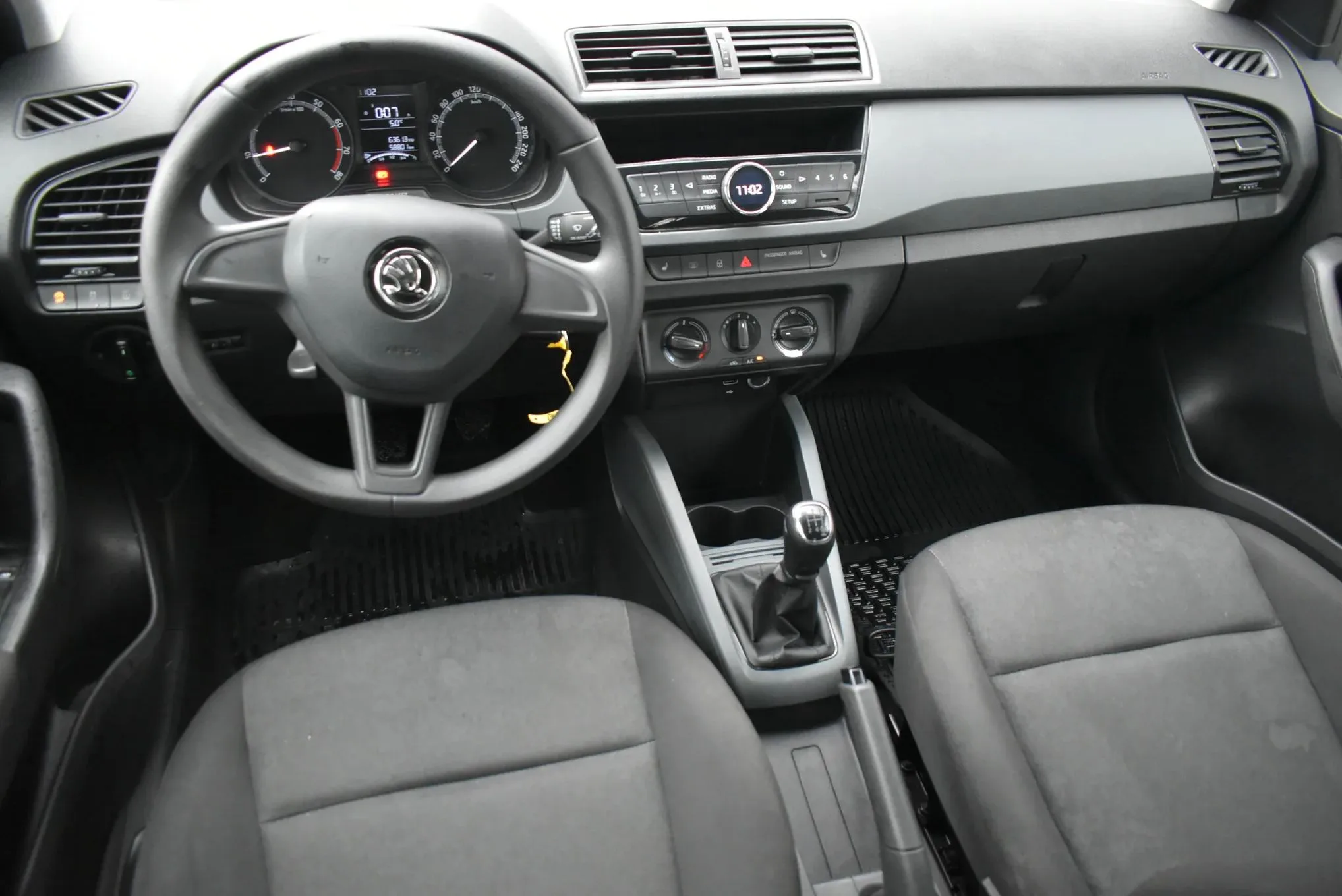 SKODA FABIA - pemarket.ro