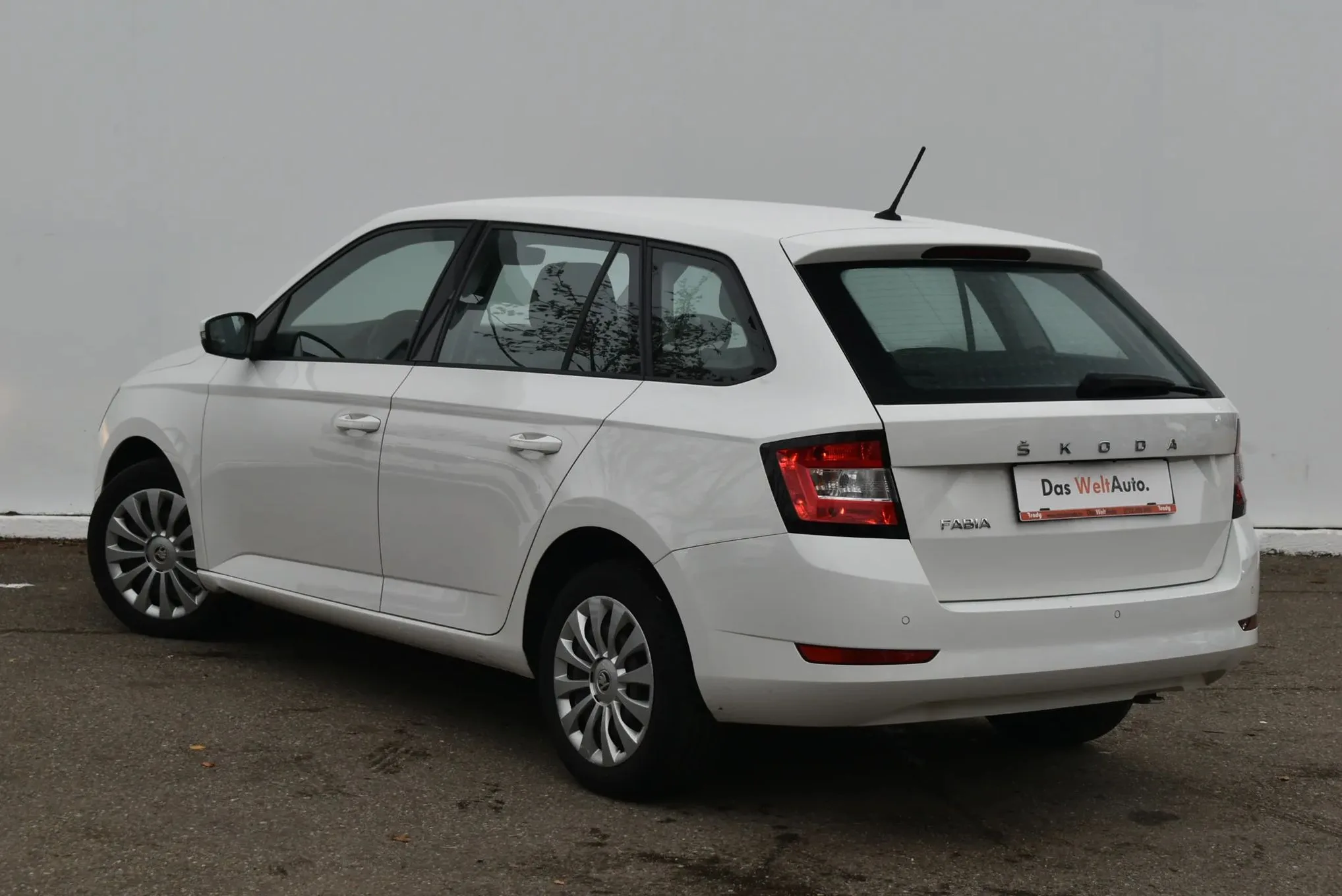 SKODA FABIA - pemarket.ro