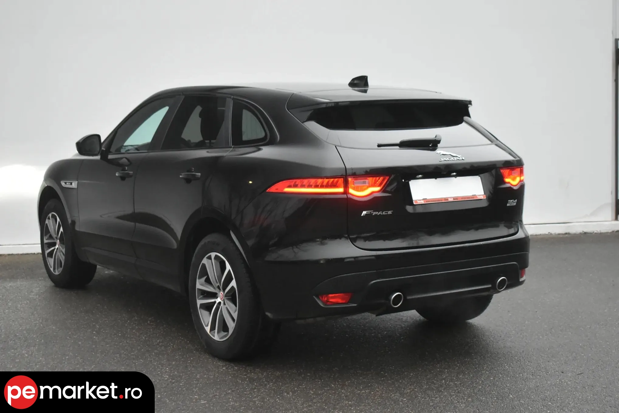 Jaguar F-Pace R-Sport - pemarket.ro