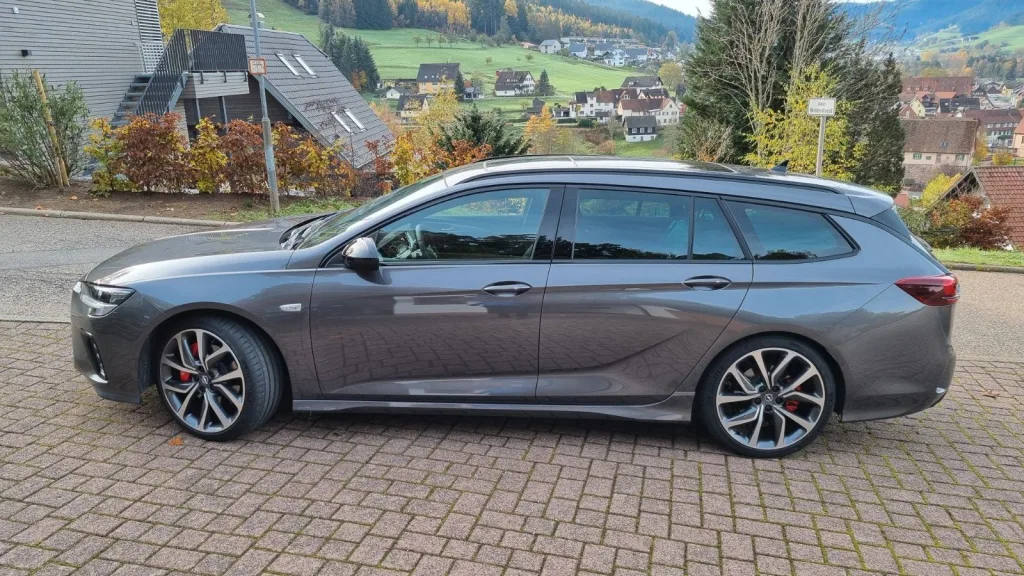 Opel Insignia 2.0 GSI 4×4 - pemarket.ro
