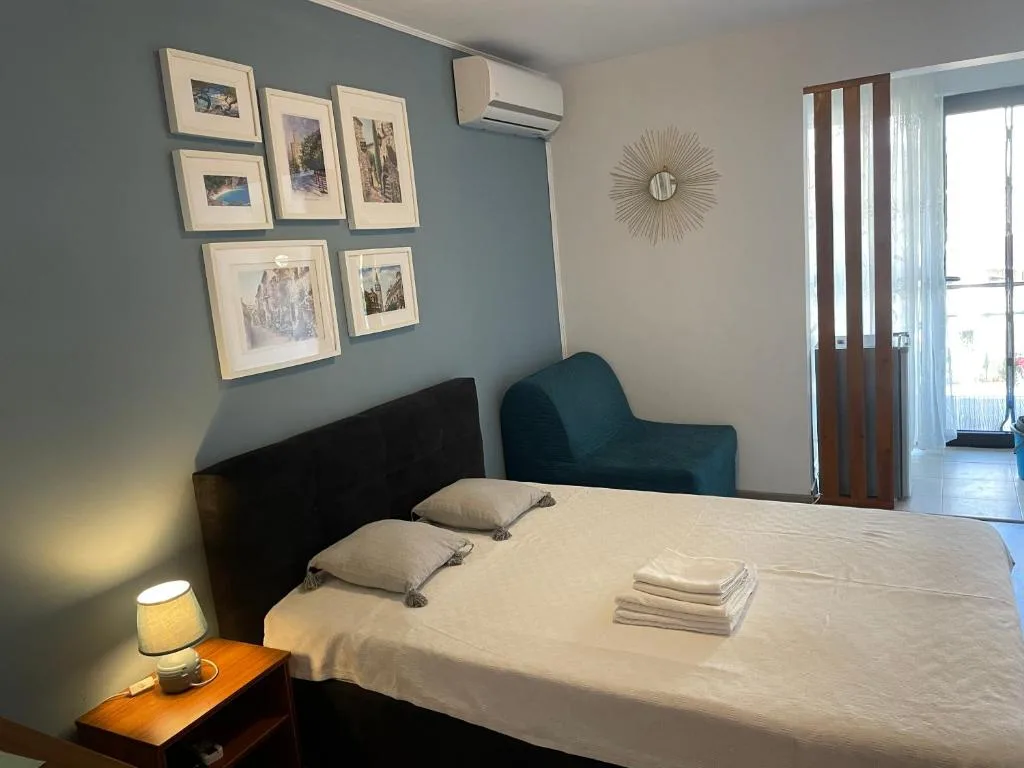 Garsoniera Saturn - pemarket.ro