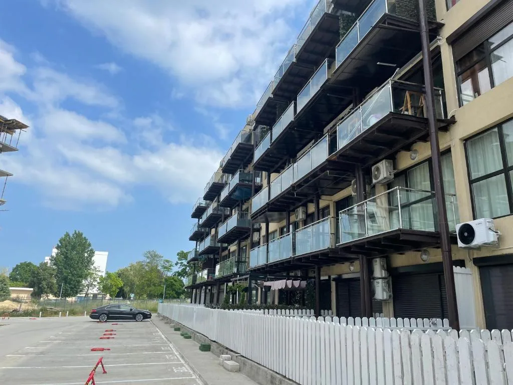 Garsoniera Saturn - pemarket.ro