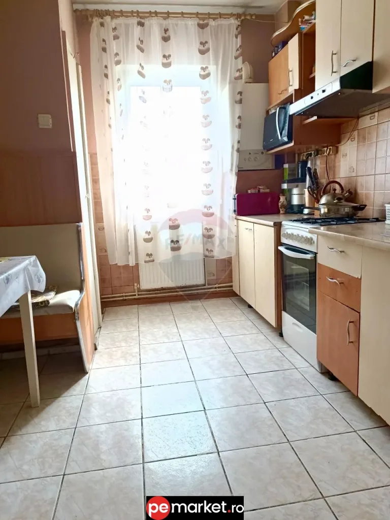 Apartament cu panoramă superbă – intrare Răcădău, Brașov - pemarket.ro