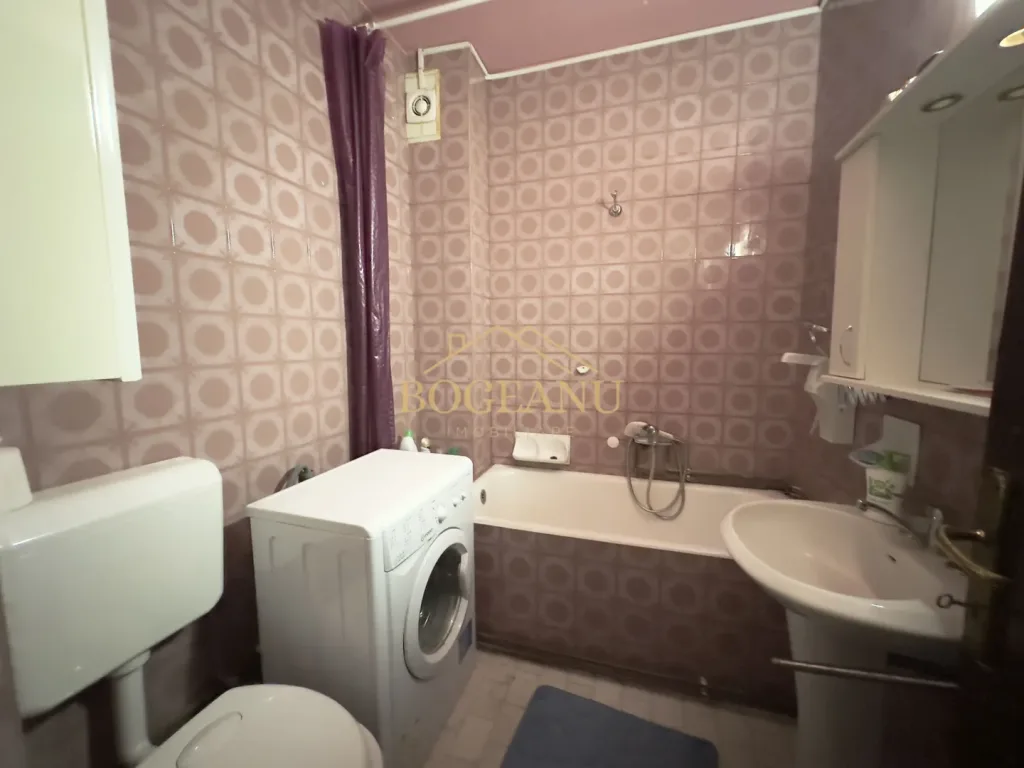 Vila cu 4 apartamente Comision 0% - pemarket.ro