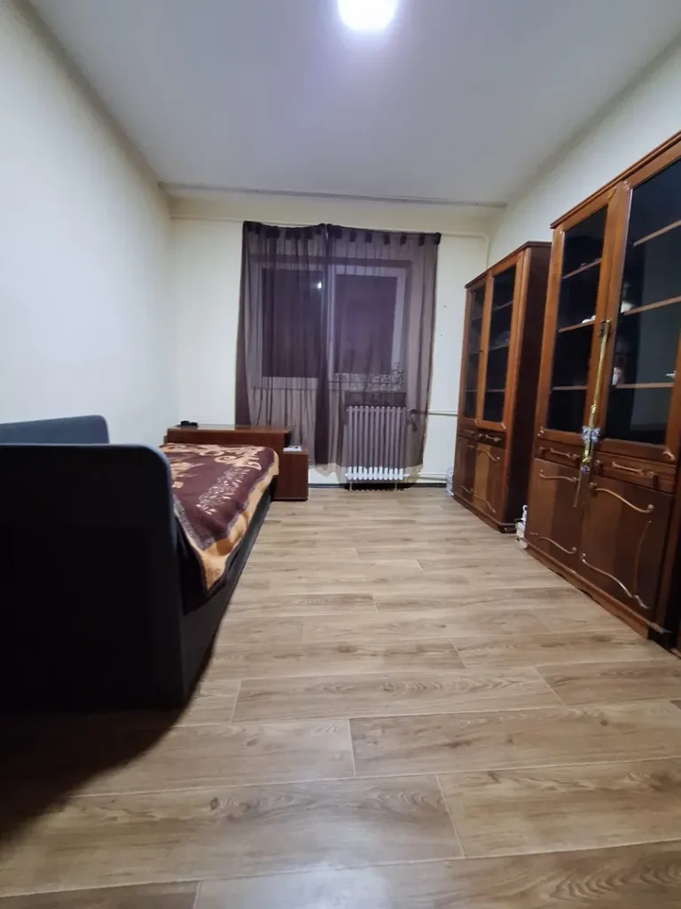 Apartament 3 camere | 70 mp | Str. Muncitorilor - pemarket.ro