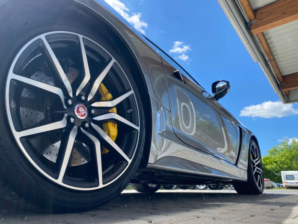 Jaguar F-Type - pemarket.ro