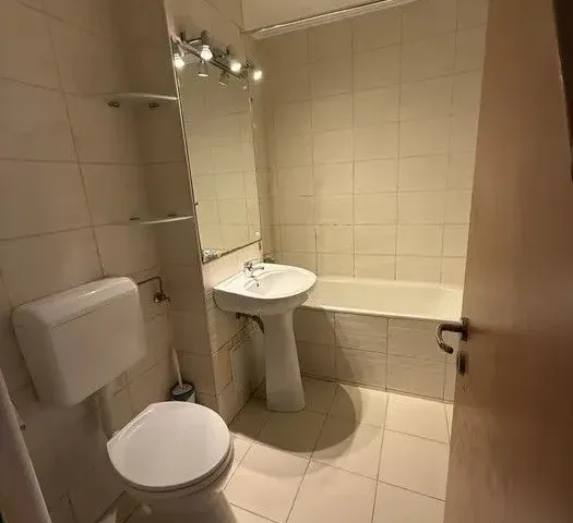 Apartament 3 Camere – Zona Carpaților – Pârâului, Brașov - pemarket.ro