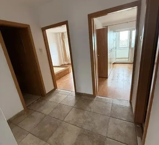 Apartament 3 Camere – Zona Carpaților – Pârâului, Brașov - pemarket.ro