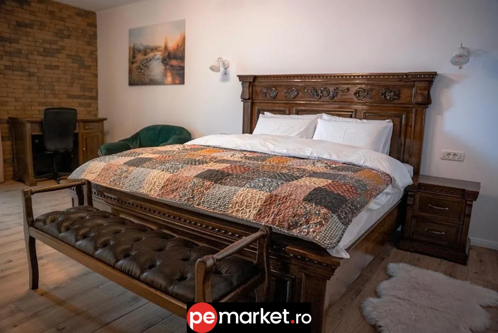 Cameră dublă cu balcon – Boutique Marlen - pemarket.ro