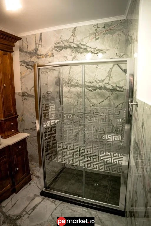 Cameră dublă cu balcon – Boutique Marlen - pemarket.ro