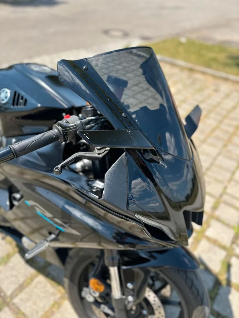 Yamaha R7 - pemarket.ro