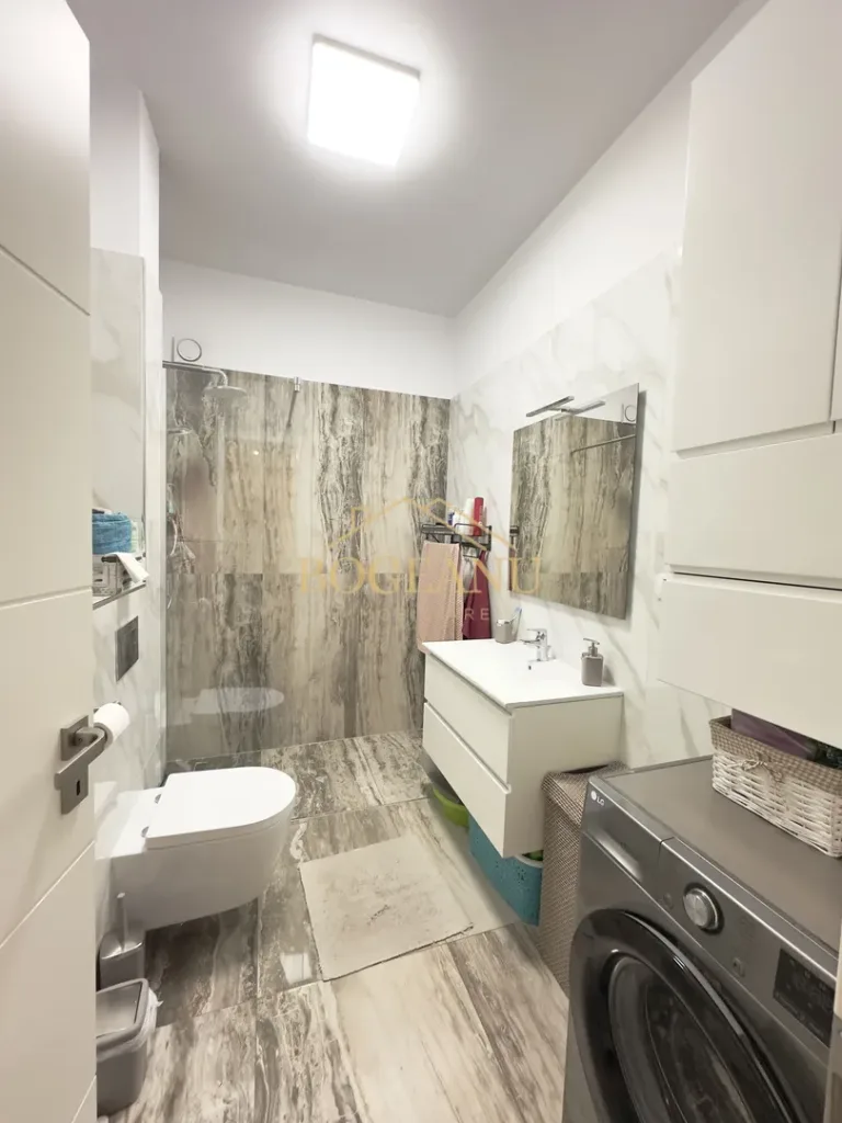 Apartament 2 camere-Lift,Piscina-Giroc - pemarket.ro