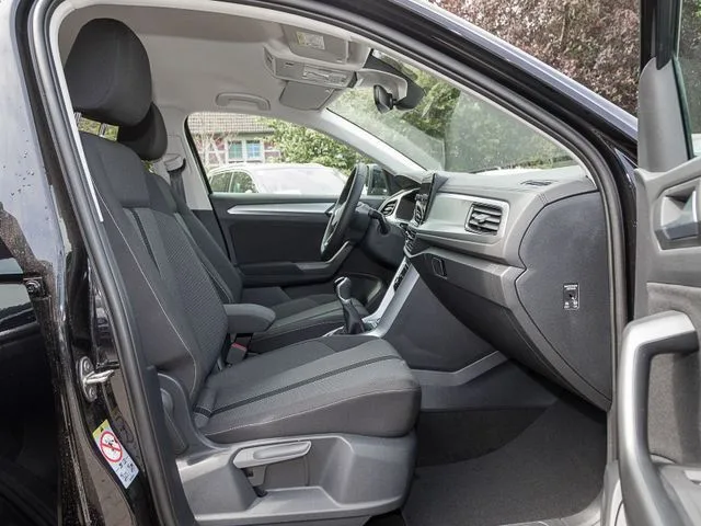 Volkswagen T-Roc 2.0 TDI - pemarket.ro