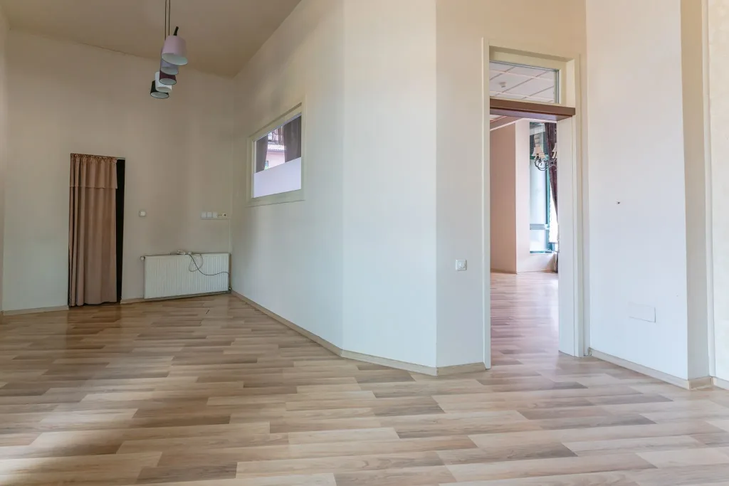 Spațiu Comercial/Birouri de Închiriat, Parter, 60 mp – Nicolae Titulescu, Brașov - pemarket.ro