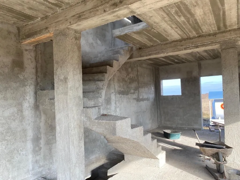 Casa de vanzare, Cartier Izvor - pemarket.ro